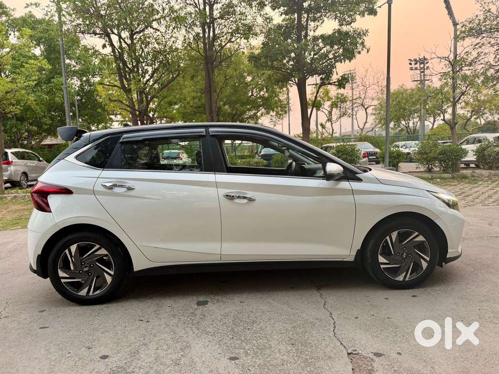 Hyundai I20 Petrol Asta Dual Tone, 2021, Petrol
