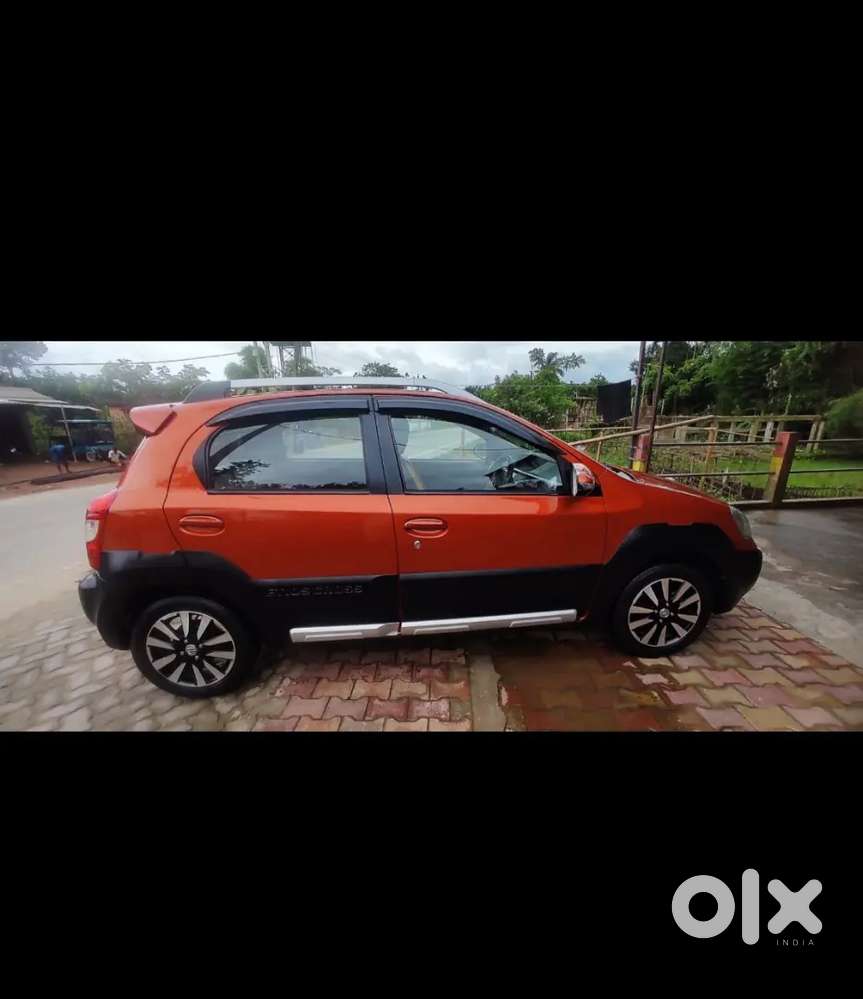 Toyota Etios Cross 1.2 Petrol 2016