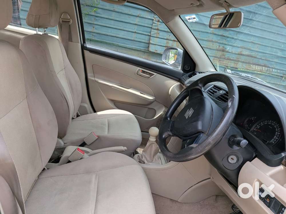 Maruti Suzuki Swift Dzire Lxi Option, 2016, Cng & Hybrids