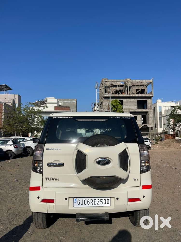 Mahindra Tuv 300 2020