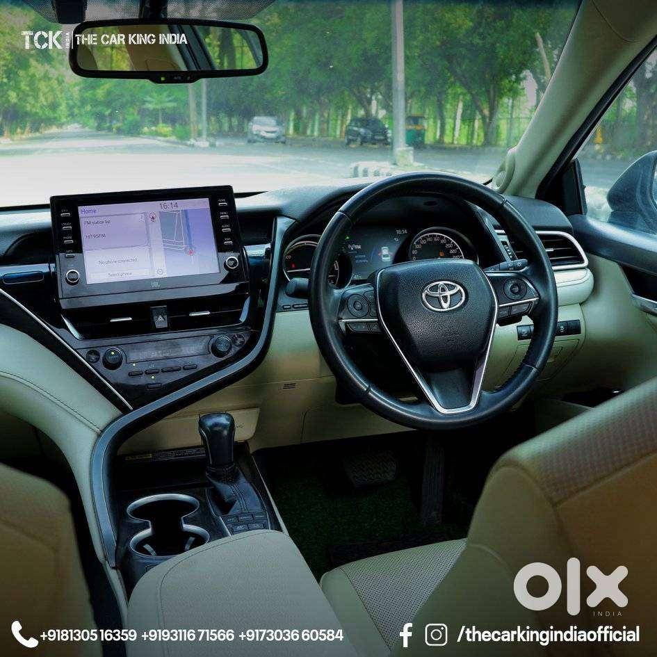 Toyota Camry Hybrid, 2022, Petrol