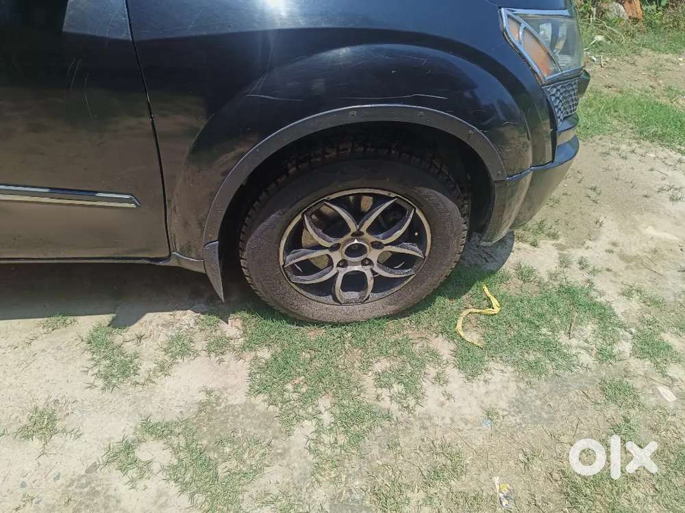 Xuv 500 2015 Very Good Condition Well Maintained