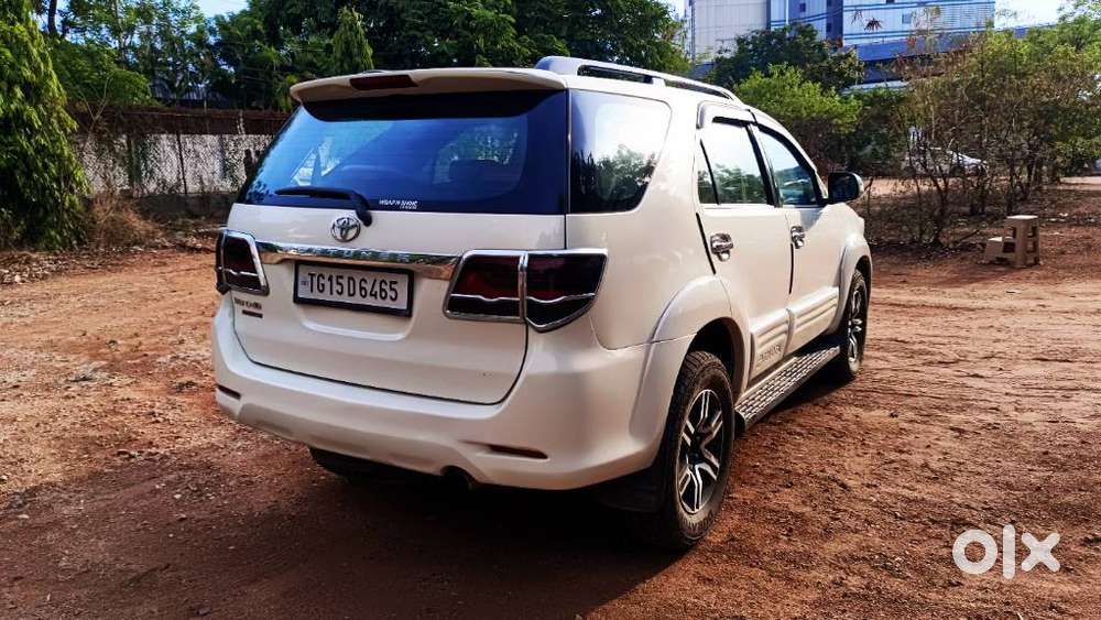 Toyota Fortuner, 2013