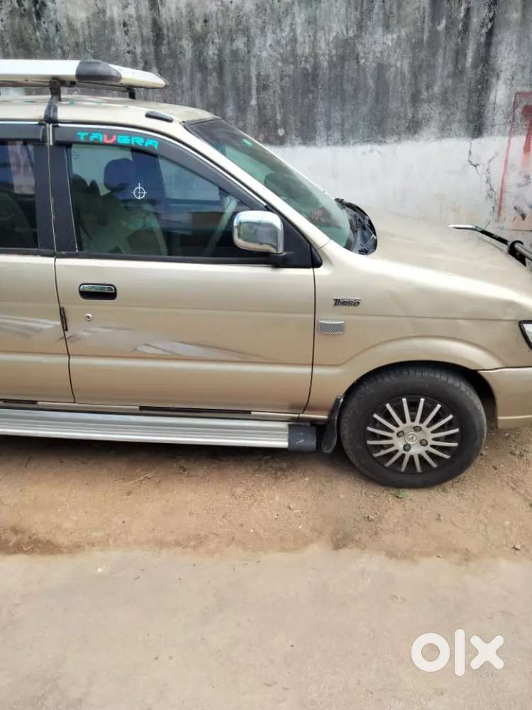 Chevrolet Tavera 2010