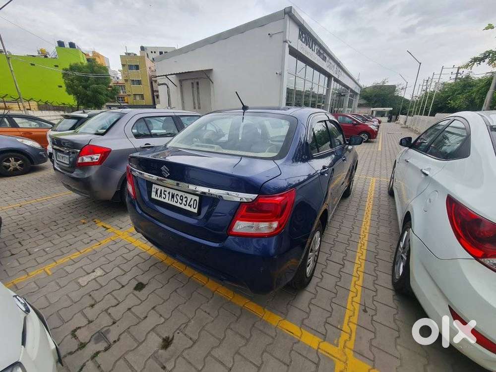 Maruti Suzuki Swift Dzire Vxi Optional, 2022, Petrol