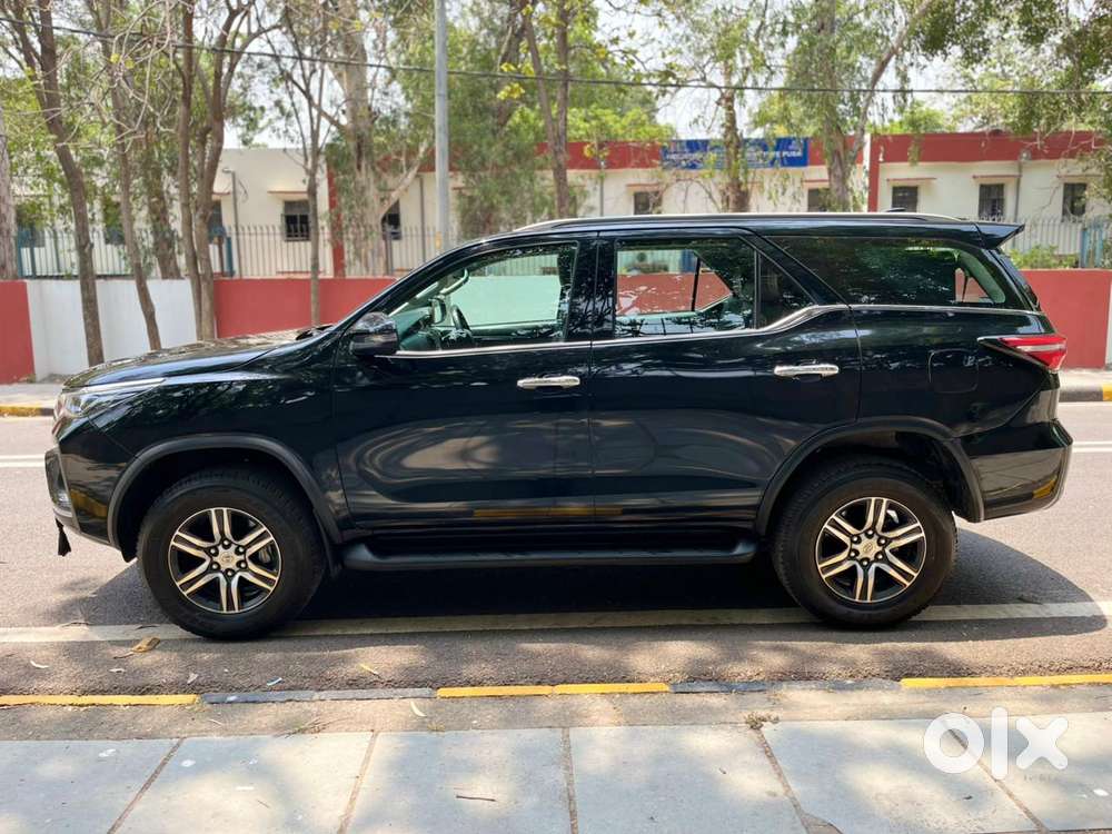 Toyota Fortuner 4x2 At 2.7 Petrol, 2026, Petrol