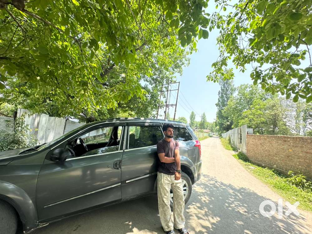 Mahindra Xuv500 Petrol 2012