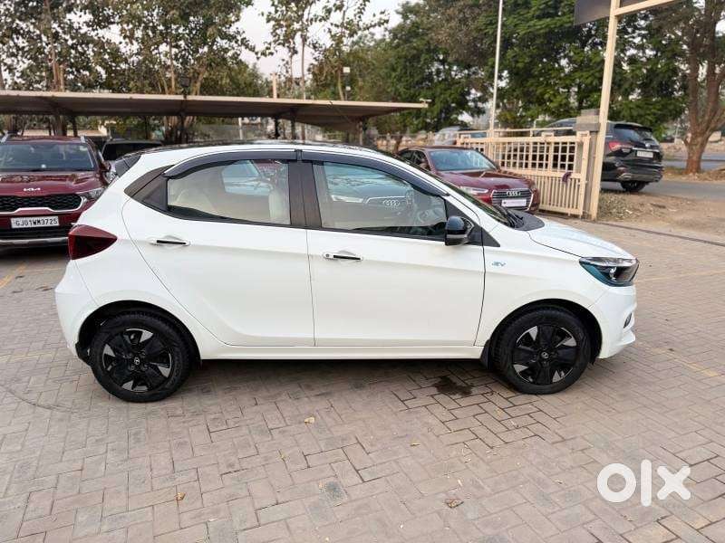 Tata Tiago Ev Xz Plus Tech Lux Long Range Fast Charger, 2023, Electr..