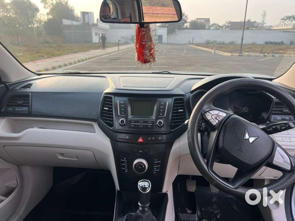 Mahindra Xuv300 2021 Diesel Well Maintained