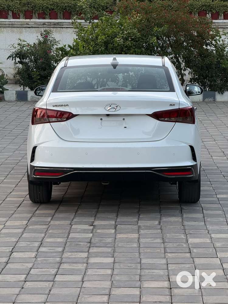 Hyundai Verna 1.5 Sx Vtvt, 2022, Petrol