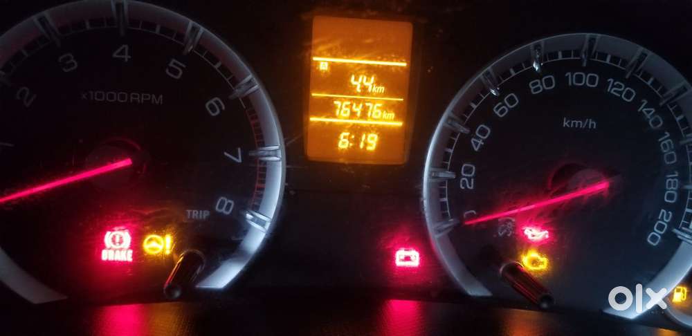 Maruti Suzuki Swift Vxi + Manual, 2011, Petrol