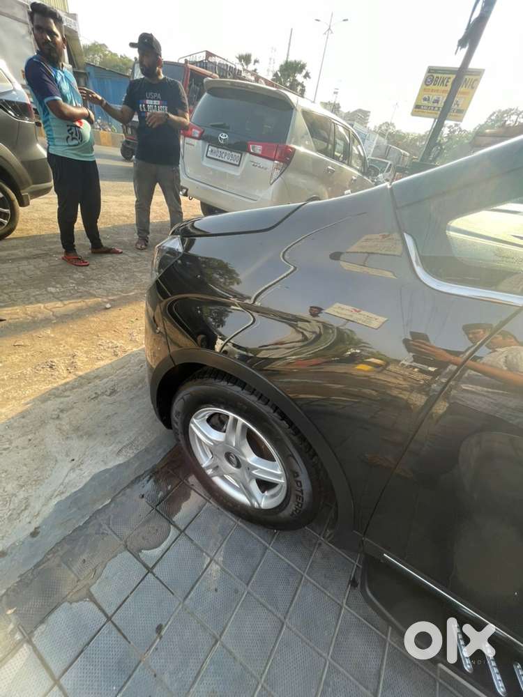 Mahindra Marazzo Diesel 2018