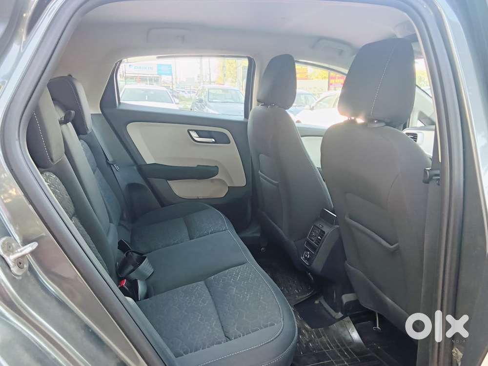 Tata Altroz Xz, 2023, Petrol