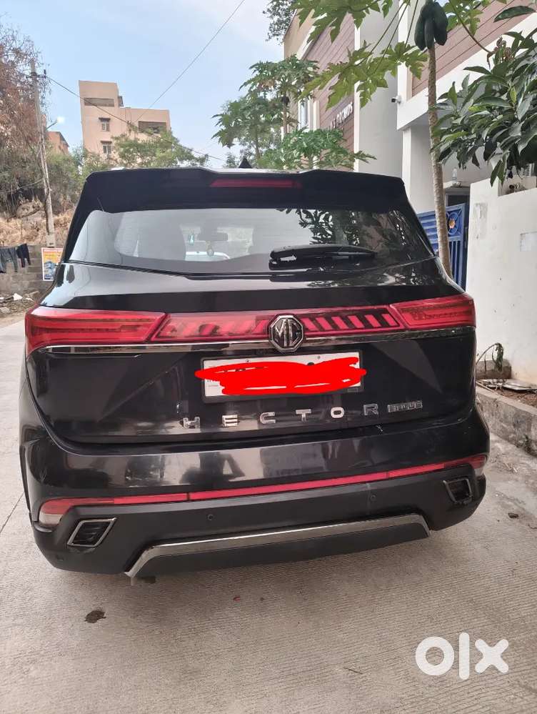 Mg Hector Plus Black Storm 6 Seater Top End Vehicle