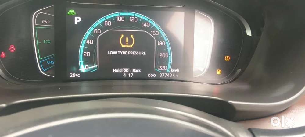 Toyota Urban Cruiser Hyryder 1.5 V Hybrid, 2023, Petrol