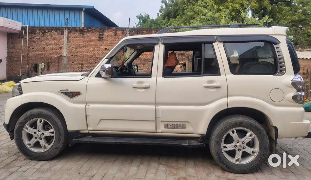 Mahindra Scorpio 2017