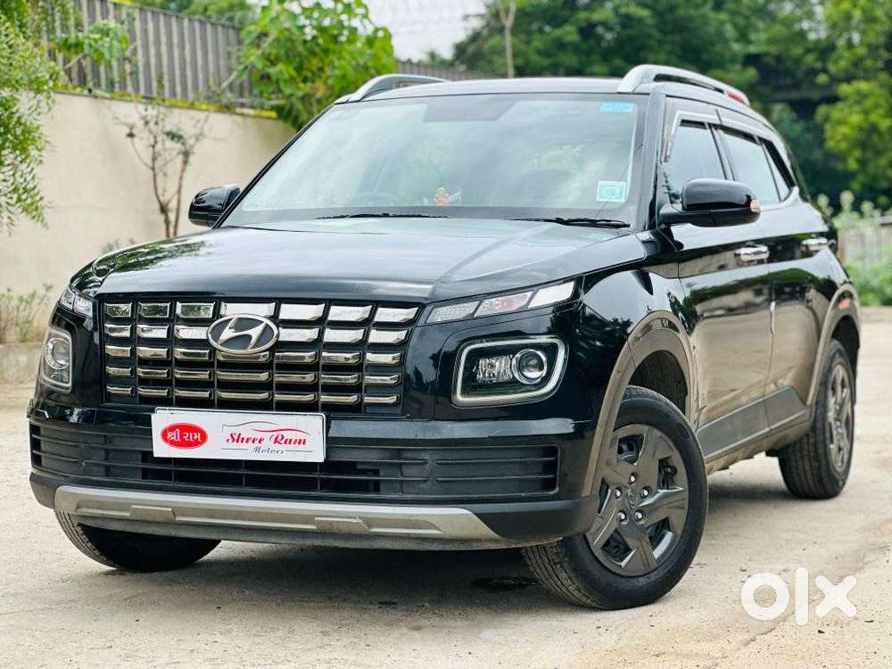 Hyundai Venue Sx 1.2 Mt Knight Edition, 2023, Petrol