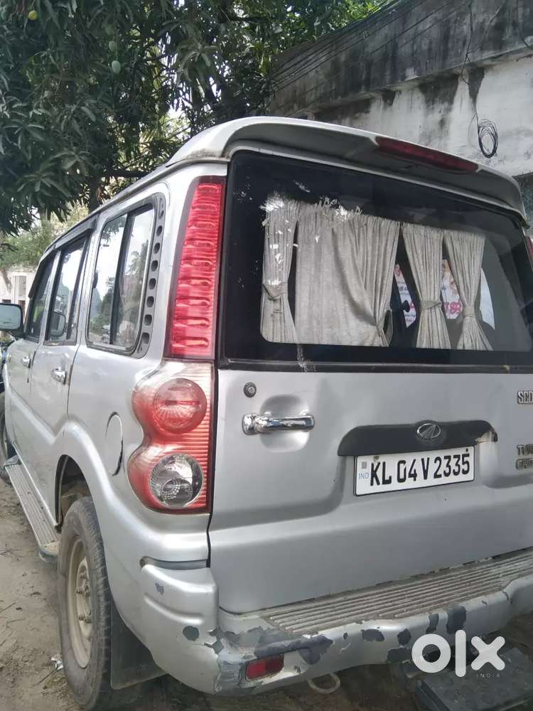 Mahindra Scorpio 2006