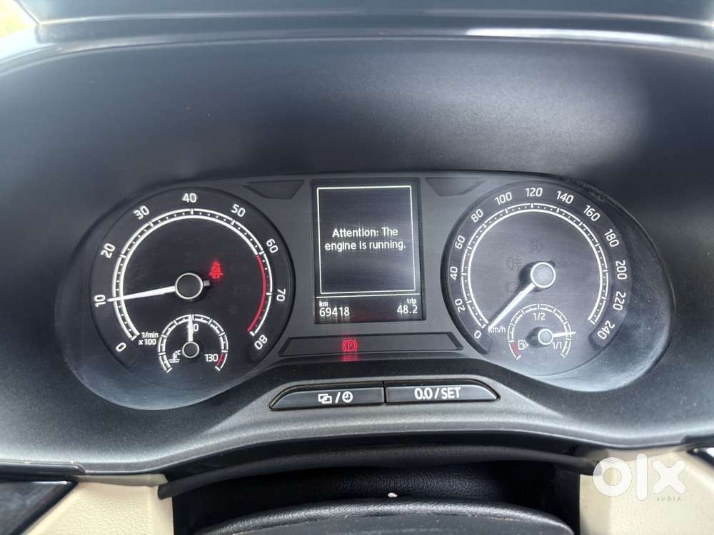 Skoda Slavia Ambition 1.0l Tsi Mt, 2022, Petrol