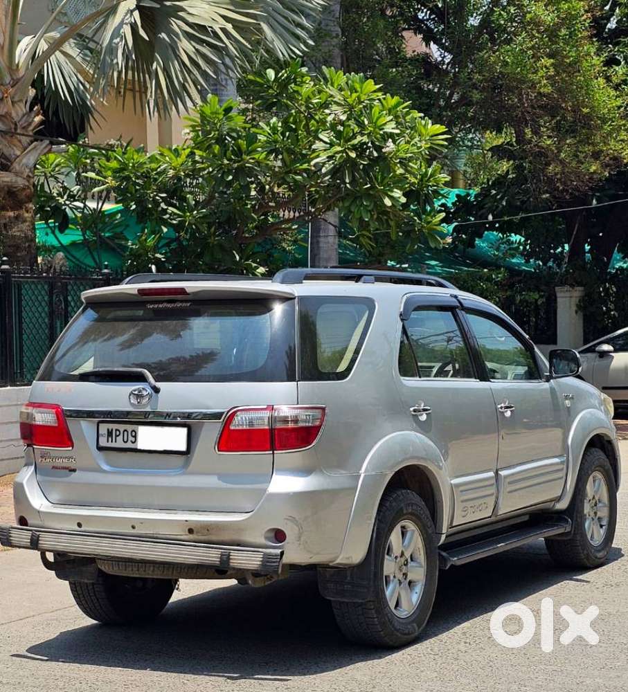 Toyota Fortuner 3.0 4x4 Manual, 2011, Diesel