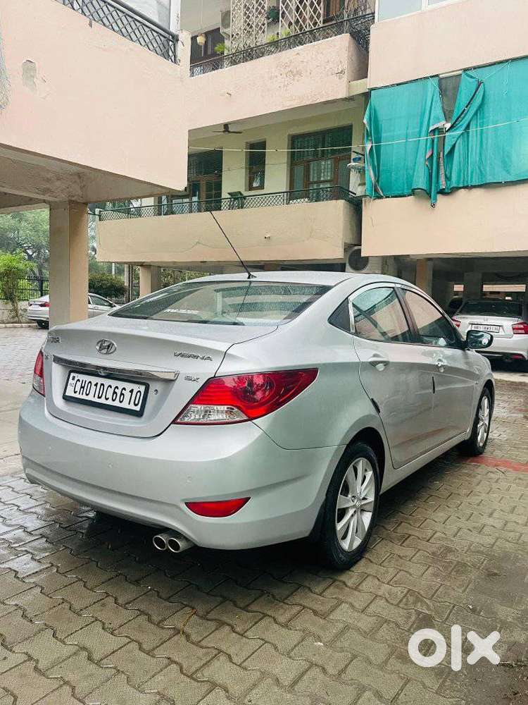 Hyundai Verna Vtvt 1.6 Sx, 2013, Petrol