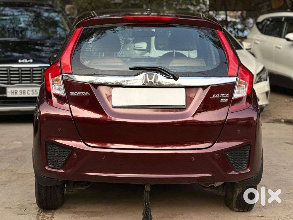 Honda Jazz V Automatic, 2016, Petrol