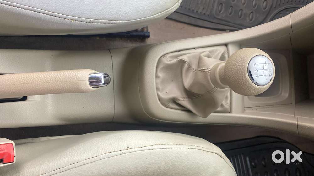 Maruti Suzuki Swift Dzire Vxi 1.2, 2014, Petrol
