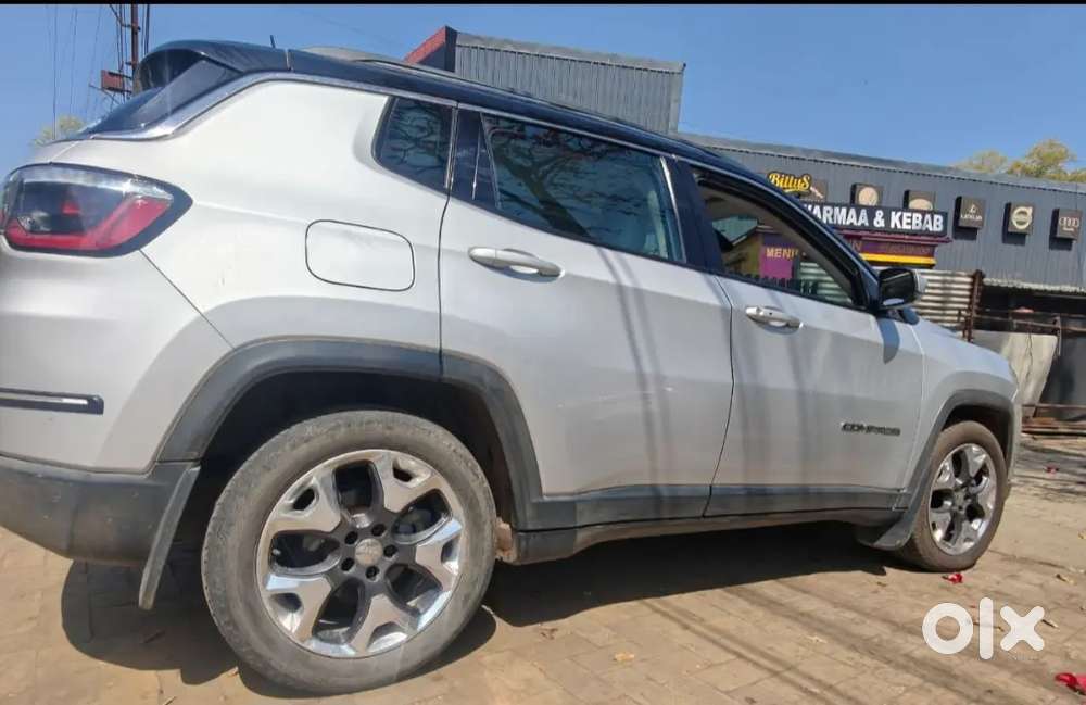 Jeep Compass Top Model Panaromic Sunroof