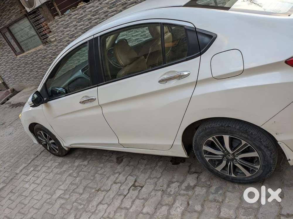 Honda Diesel Car 2017 First Owner With Zero Dep Insurance