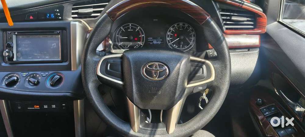 Toyota Innova Crysta 2017