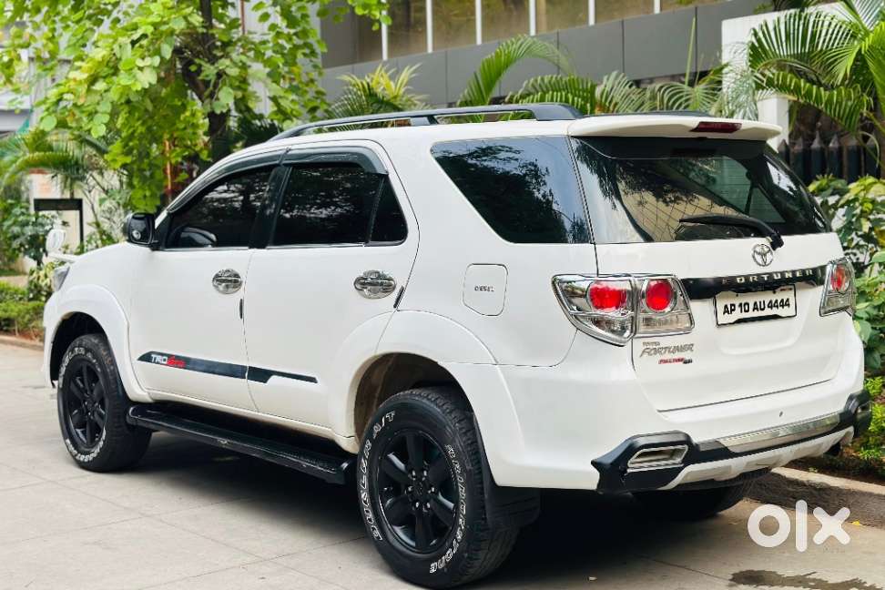 Toyota Fortuner 3.0 4x4 Manual, 2010, Diesel