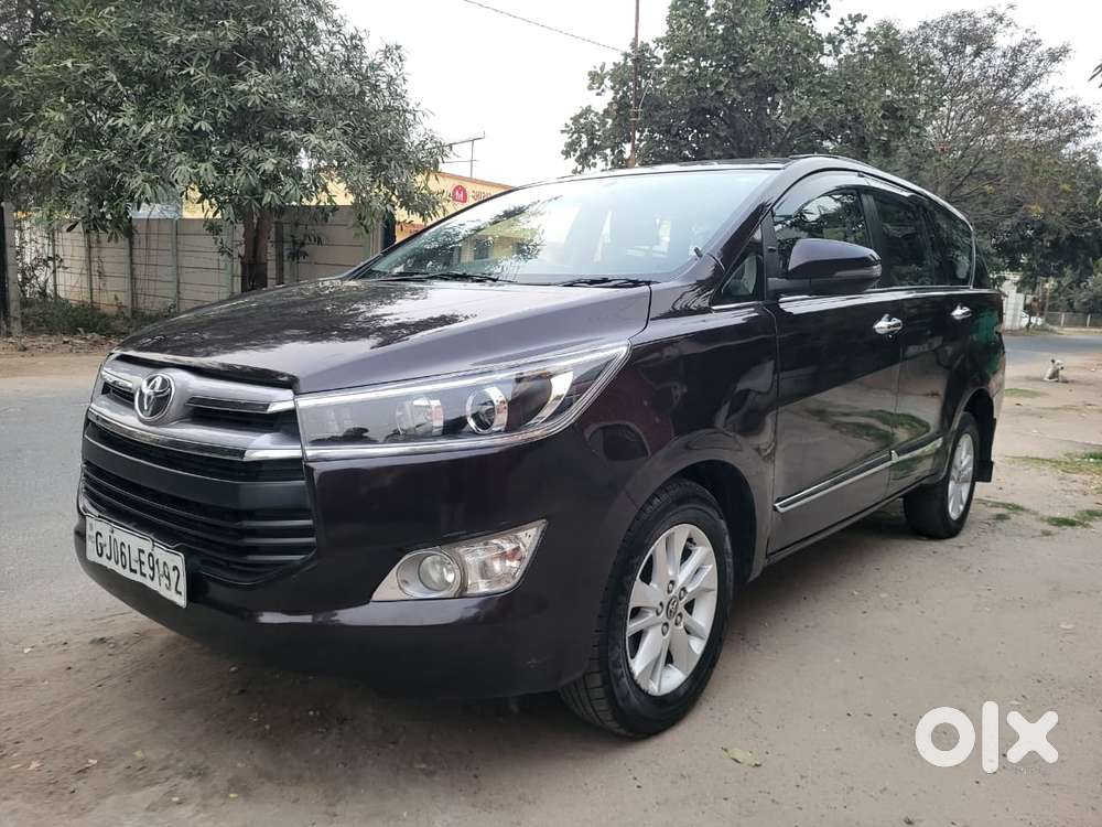 Toyota Innova Crysta 2.4 Vx Mt 8s, 2017, Diesel