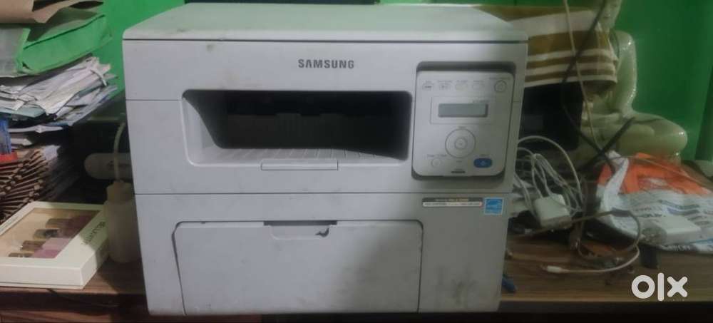 Samsung.2015 model leser printer with scaner 10 years old scaner