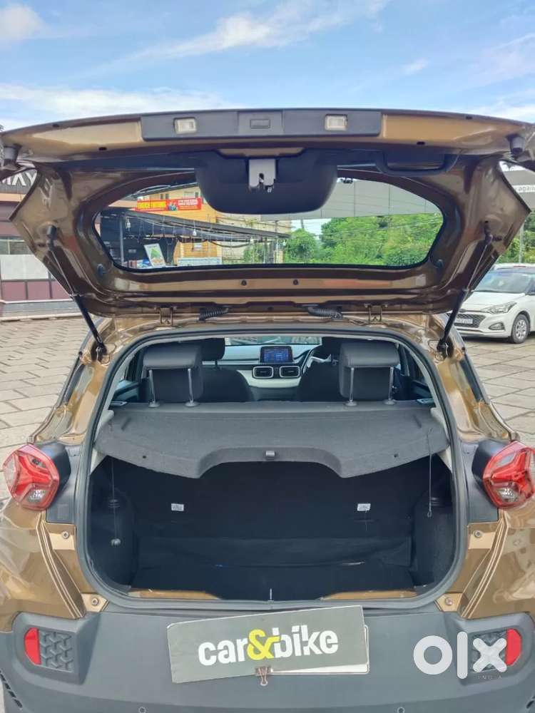 Tata Punch Creative Dual Tone Amt Sunroof, 2023, Petrol