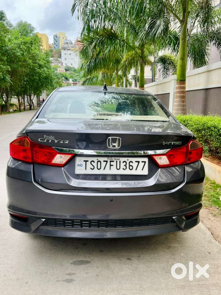 Honda City Mt I-vtec Top Variant With Push Button Start 2 Keys
