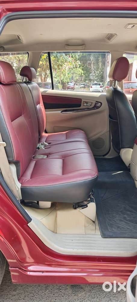 Toyota Innova 2.5 V 7 Str, 2013, Diesel