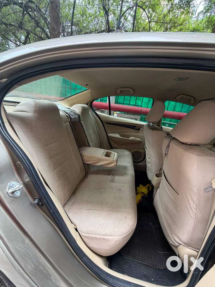 Honda City V Mt 2011