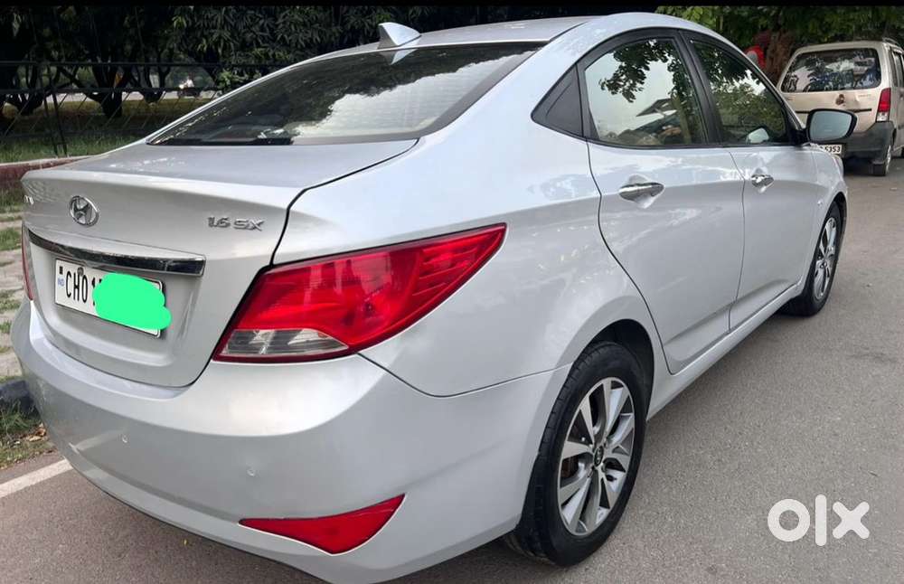 Hyundai Fluidic Verna 2016
