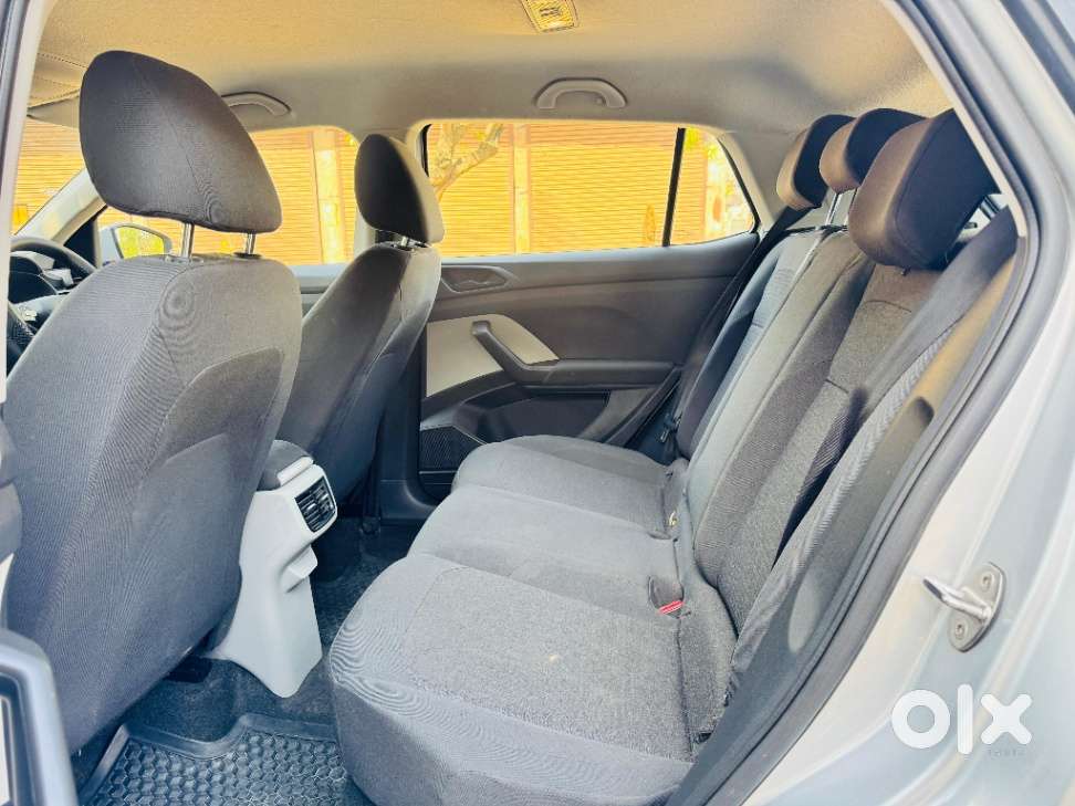 Skoda Kushaq 1.0 Tsi Active, 2022, Petrol