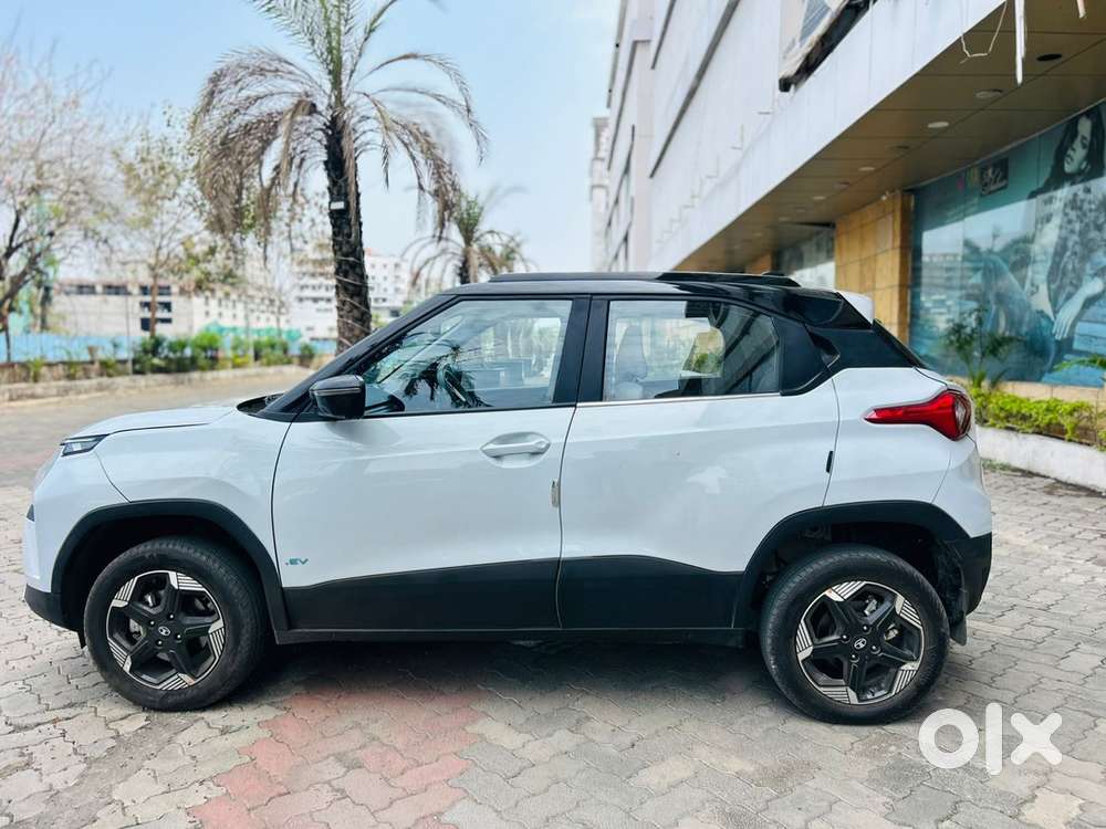 Tata Punch Electric Lr Ac Fc Emp+ 2024