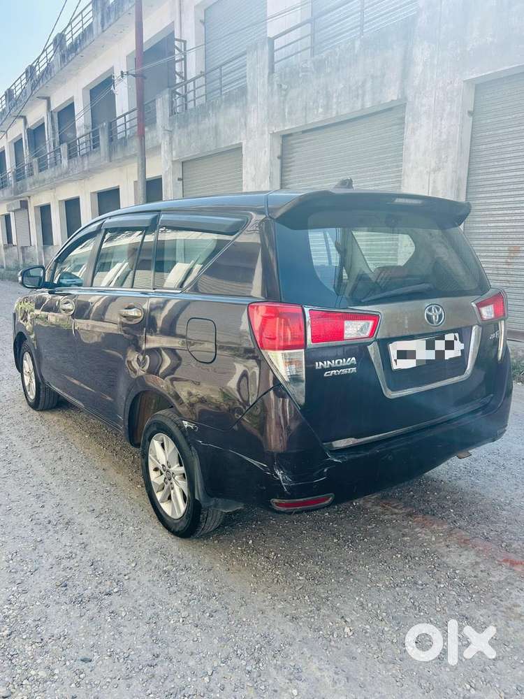 Toyota Innova Crysta 2.8 Gx At, 2016, Diesel