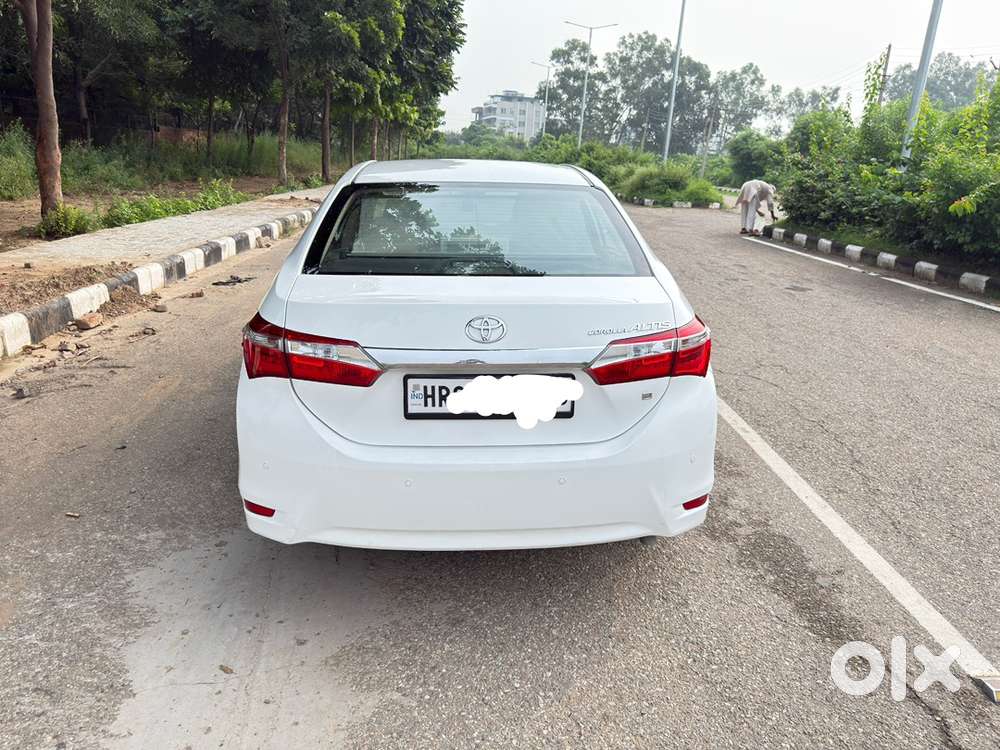 Toyota Corolla Altis 2015 Petrol 88000 Km Driven