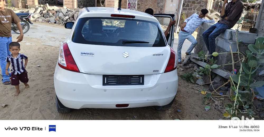 Maruti Suzuki Swift 2015