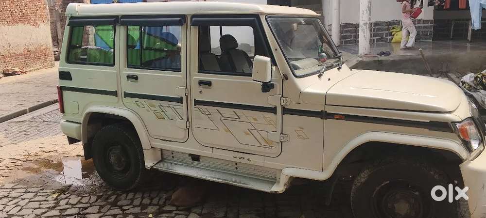 Mahindra Bolero 2015 Diesel Best Condition New Screen