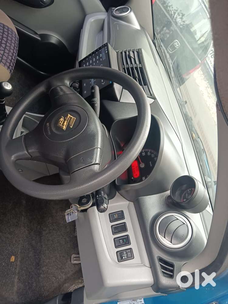 Maruti Suzuki A-star Zxi, 2011, Petrol