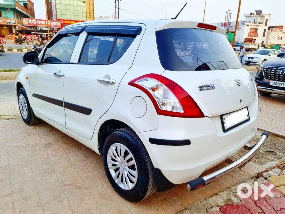 Maruti Suzuki Swift Lxi, 2015, Petrol