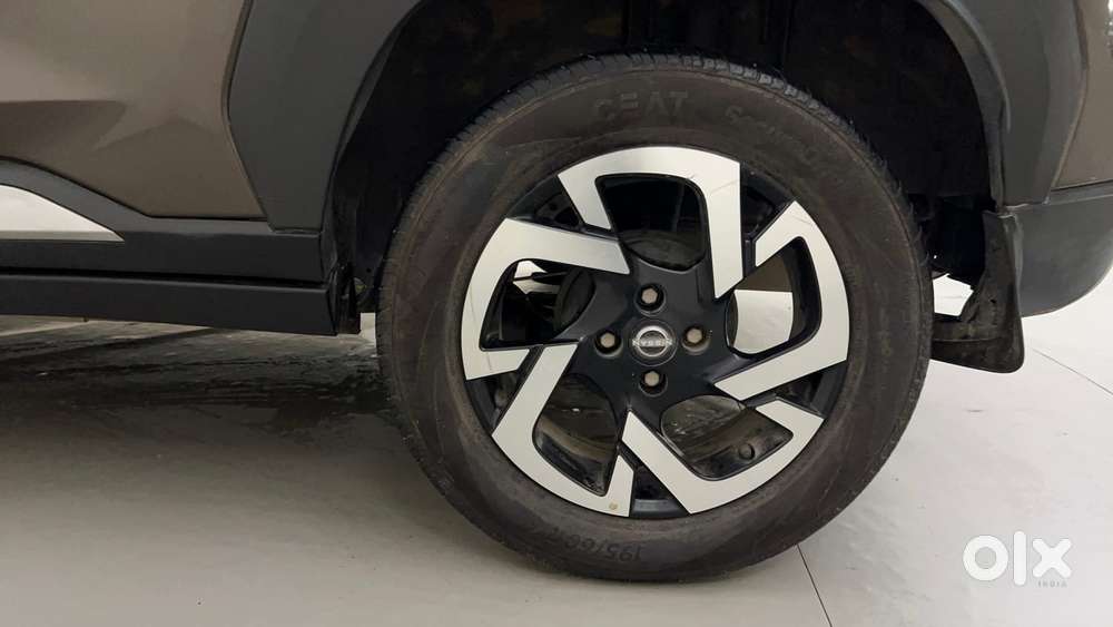 Nissan Magnite 1.0 Xv Premium Turbo, 2024, Petrol