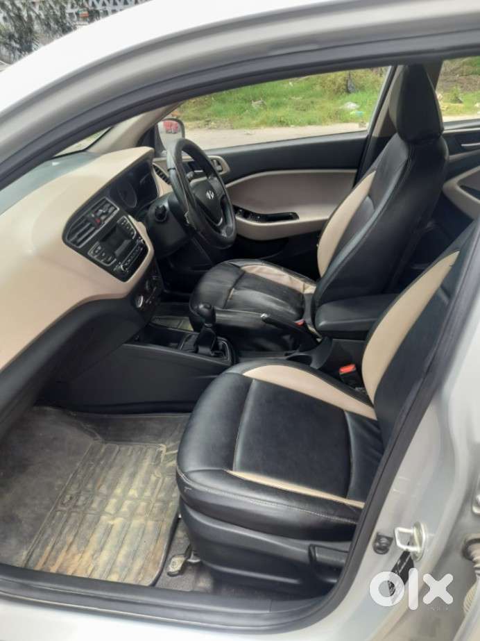 Hyundai I20 Petrol Cvt Magna Executive, 2018, Petrol