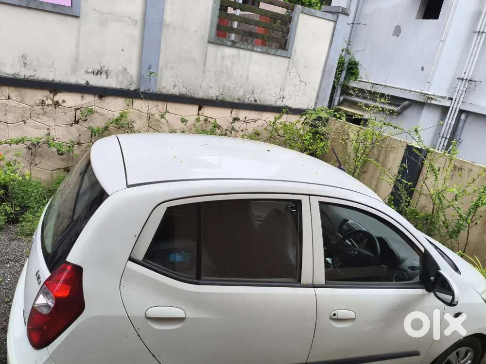 Hyundai I10 2011 Petrol 105000 Km Driven