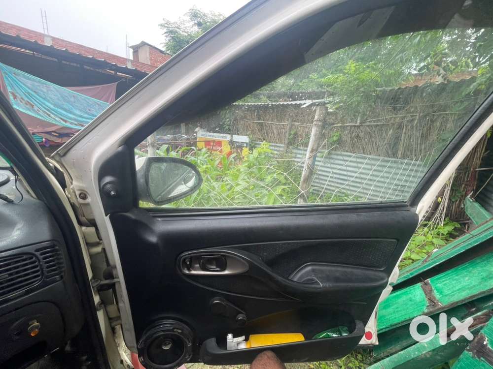 Tata Indigo V Series 2017